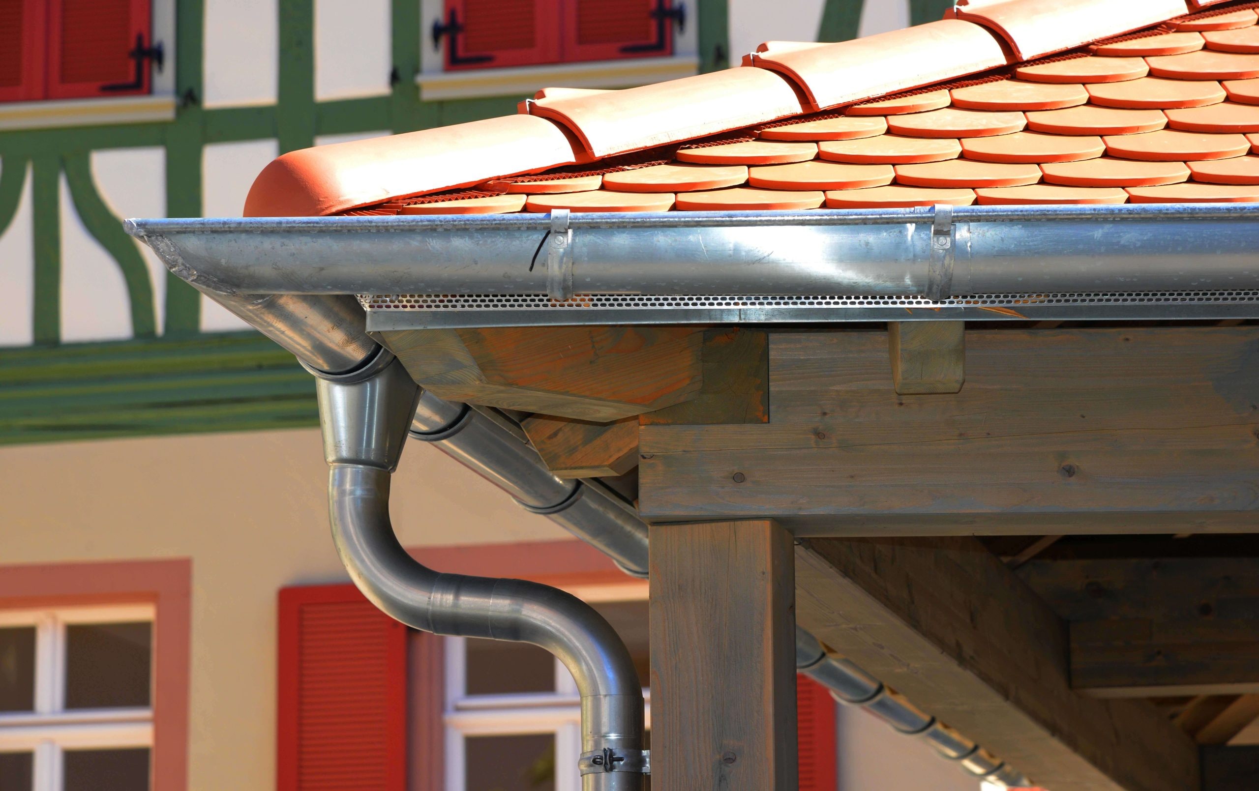 Corrosion-resistant steel gutters for effective rainwater drainage in Stafford